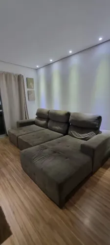 Sofá Retrátil 3 Lugares Suede Marrom - 3,00m com Chaise Fixa