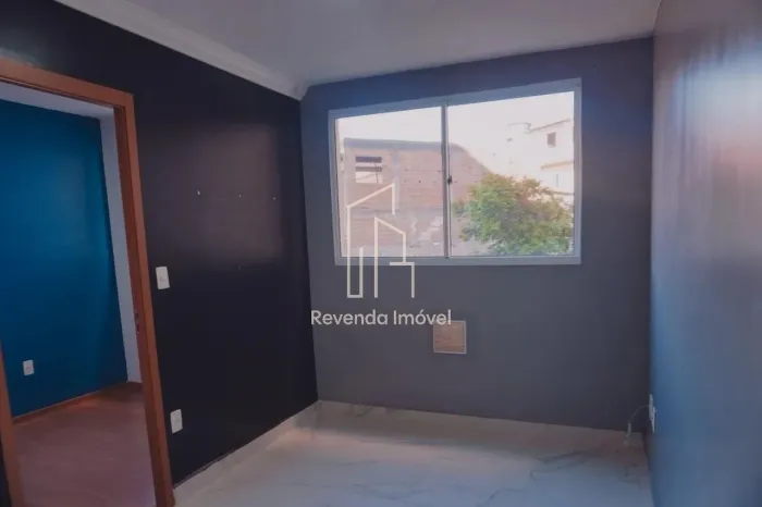 Imóvel dos Sonhos: Apartamento à Venda em São Paulo no Jardim Fanganiello - 2 Quartos, 1 B