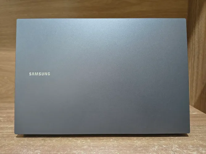 Notebook Samsung Book 