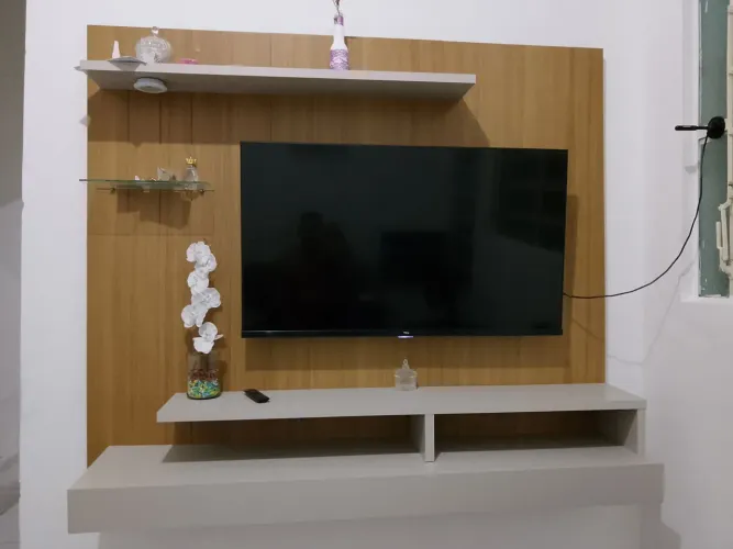 Vende-se Rack para sala 300,00