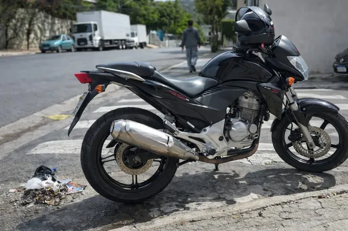 CB300r 