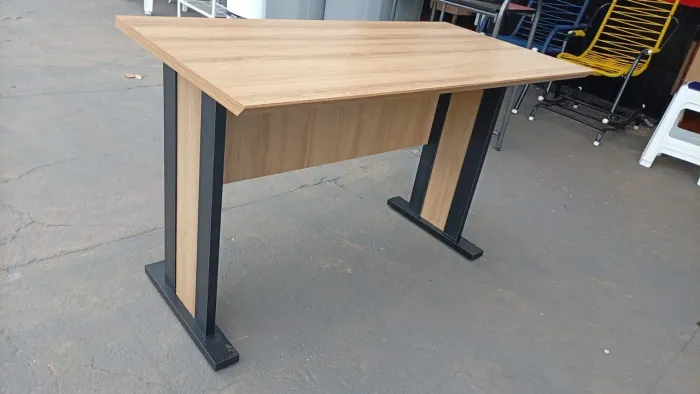 Mesa de computador 