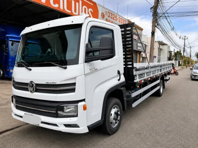 Vw Delivery 9-170 Prime (Carroceria de madeira 6,20m)