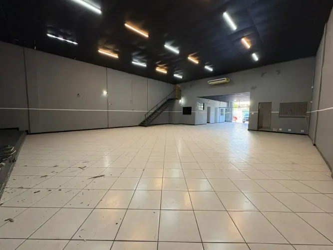Galpão, 312 m² - venda por R$ 1.200.000 ou aluguel por R$ 8.350/mês - Copacabana - Belo Ho