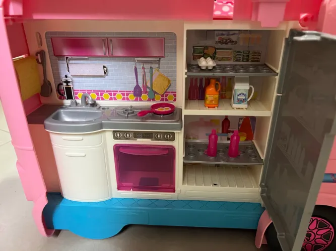 Motorhome da Barbie completo