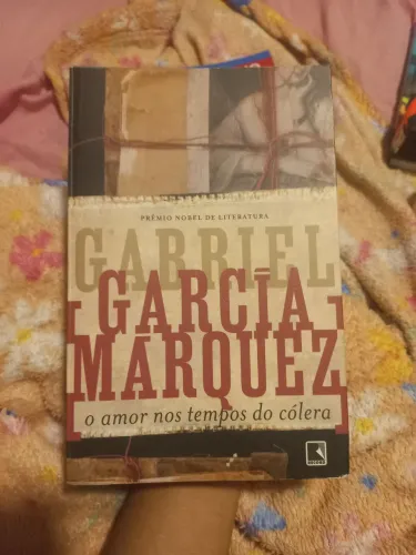 Livro: "O Amor nos Tempos do Cólera"