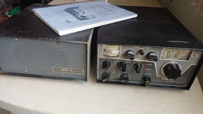 Rádio transceptor Drake TR-4 HF com AM, SSB cobre de 10 à 80 metros