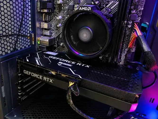 RTX 3060 12 GB DE VRAM