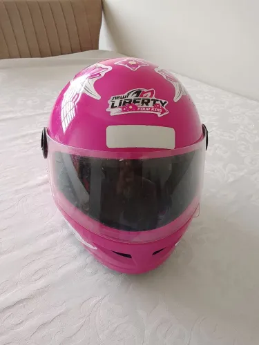 Capacete infantil menina