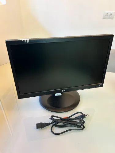 Monitor LG modelo Flatron 20M35PD-M