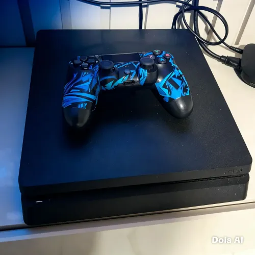 Playstation 4 slim 