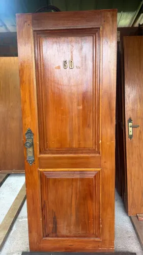 porta externa de 80cm x 2.10