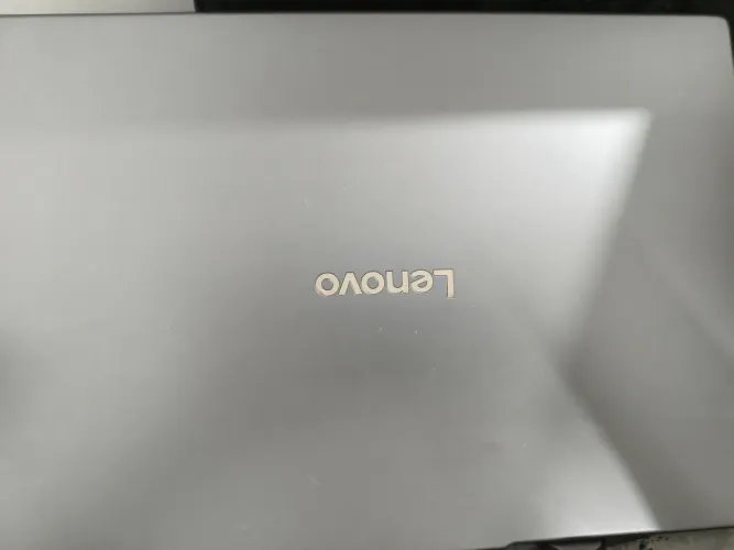 Notebook Lenovo Ideapad Slim 3 -Ryzem 7 7° geração I 16GB RAM I SSD 512 GB I prata - novo