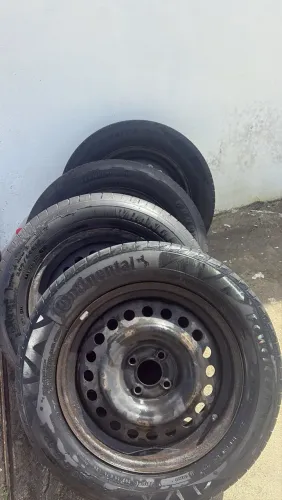 Rodas de ferro com pneus aro 16