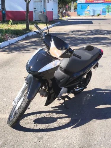 Honda biz 125 ES 2011 preta R$9.500