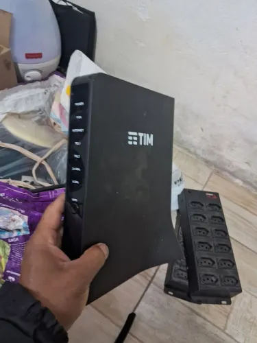 Roteador tim, sem fonte