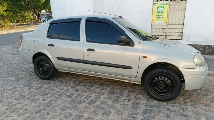 Renault Clio RN/ Expression 1.0 5P 2003
