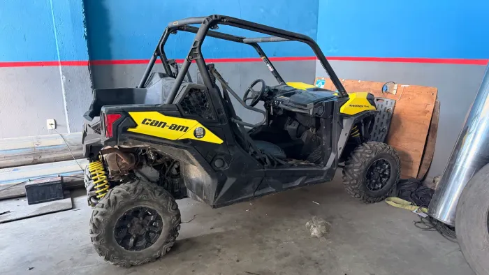 UTV can am Trail 800cc