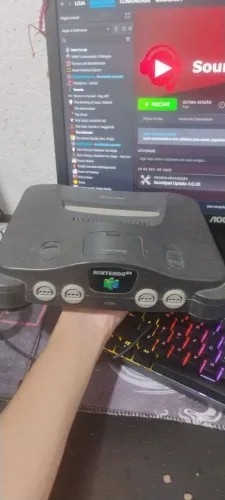 Nintendo 64 com defeito