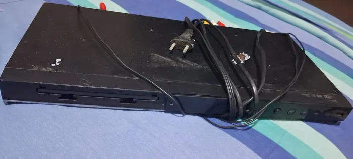 DVD PLAYER LG TUDO FUNCIONANDO PERFEITAMENTE (com entrada p/ microfone)
