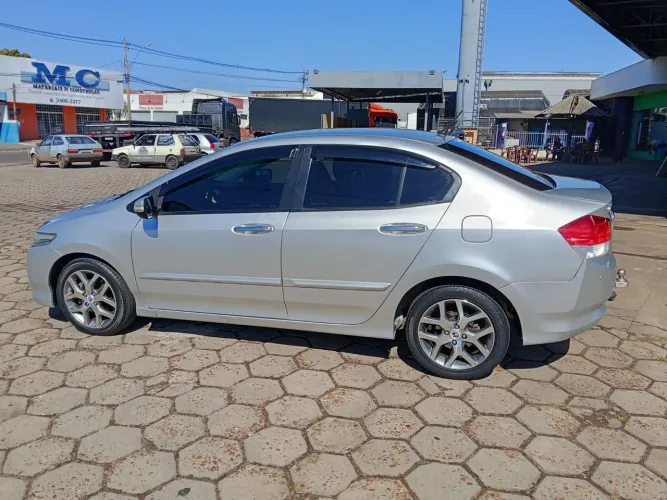 Honda City Sedan EX 1.5 Flex 16V 4P Aut. 2011