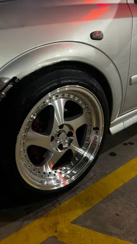 Vendo ou troco rodas 17 tala 8 ?Roderas TMB?