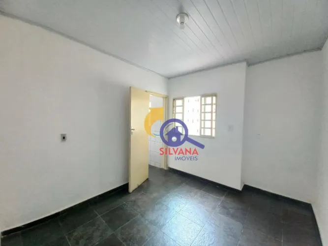 Casa com 2 dormitórios para alugar, 56 m² por R$ 1.574,00/mês - Universitário - Belo Horiz