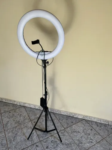 Ring light 