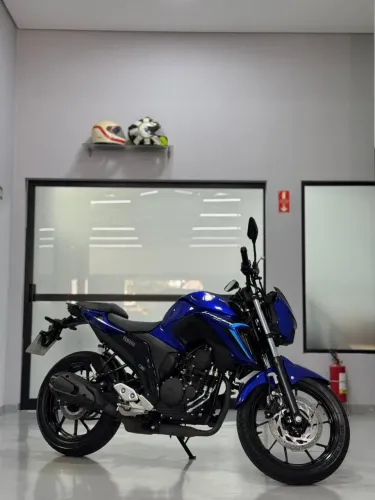 FZ25 250 FAZER CONNECTED