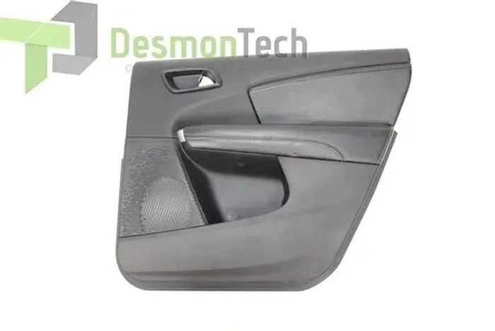 Forro Porta Traseiro Direito Fiat Freemont 2011 2015 Não Disponivel