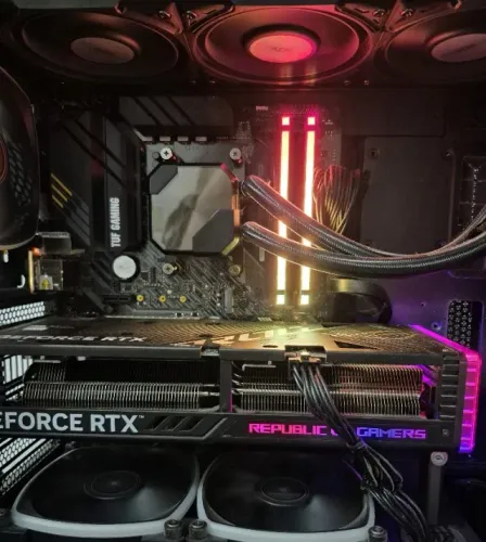 RTX 4060 Ti ROG Strix | A melhor 4060Ti já feita
