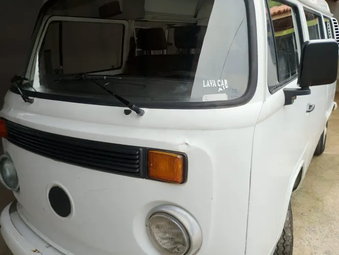 Volkswagen Kombi Standard/ Luxo/ Serie Prata 2005