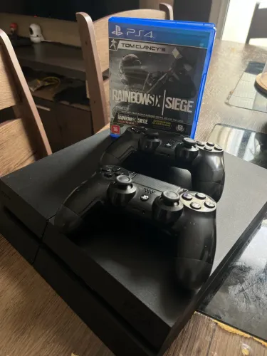 Playstation 4 Fat 500 gb + 2 controle
