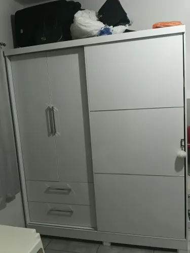 Guarda roupa 400 reais