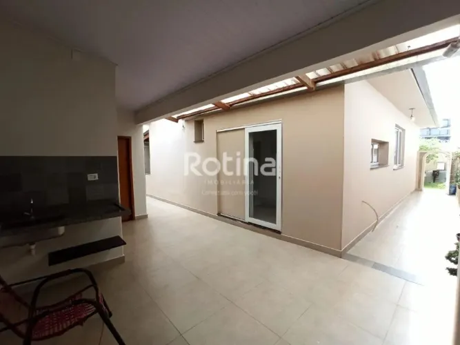 Casa à venda, 2 quartos, Nossa Senhora Aparecida - Uberlândia/MG - Rotina Imobiliária