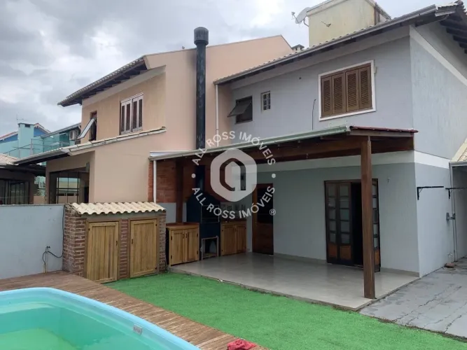 SOBRADO EM CONDOMINIO COM 3 DORMITORIOS