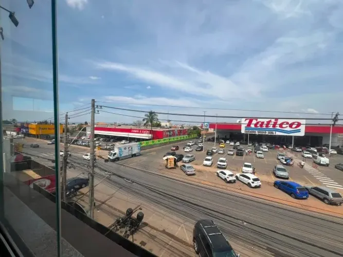 Vicente Pires - Andar inteiro 700m² - Rua 12 em frente ao Tatico