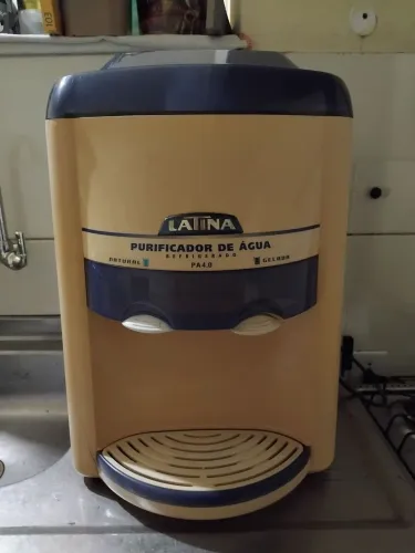 Purificador de Água Latina