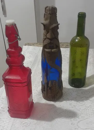 3 GARRAFAS DECORATIVAS ( RETRÔ )