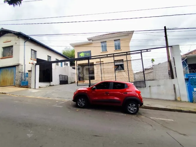 Sala para alugar no Centro em São Carlos com 2 garagens