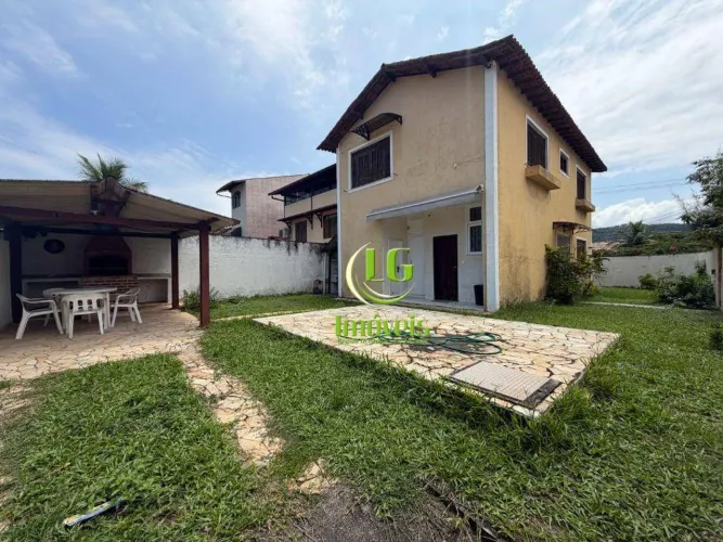 Casa com Quartos para alugar, 190 m² por R$ 9.800/mês - Piratininga - Niterói/RJ