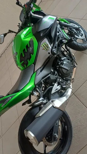 Kawasaki z500 apenas 700km novíssima único dono