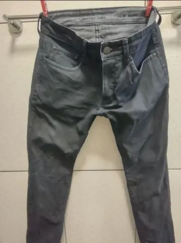 Calça Calvin Klein original 