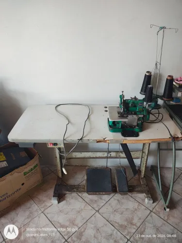 Máquina overloque semi industrial