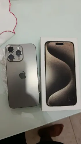 Vendo iPhone 15 pro Max 