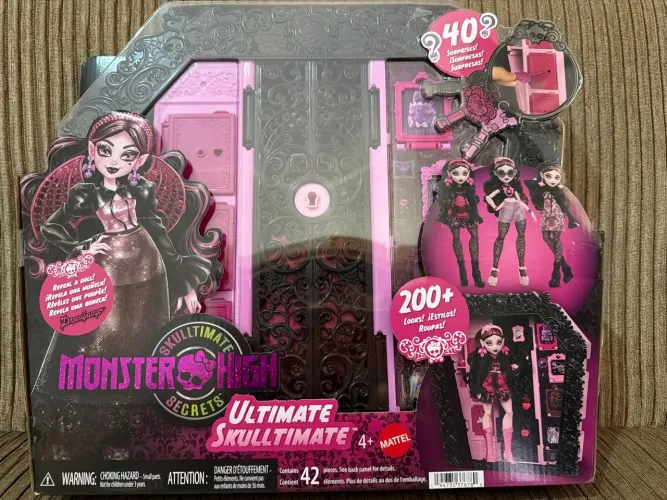 Monster High Ultimate Skulltimate Draculaura Lacrada