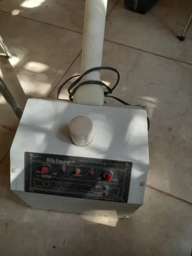 aparelho de vaporizador de ozonio, Skine,funcionando,tratamento capilar e facial