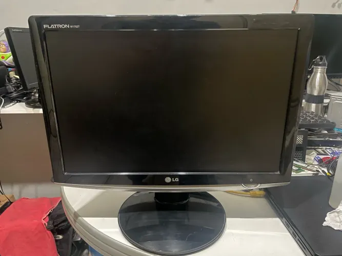 Monitor 17 LG VGA e DVI funcionando