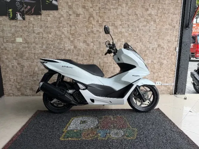 Honda PCX 160 2023 ABS Branca