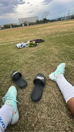 Chuteira Nike phanton